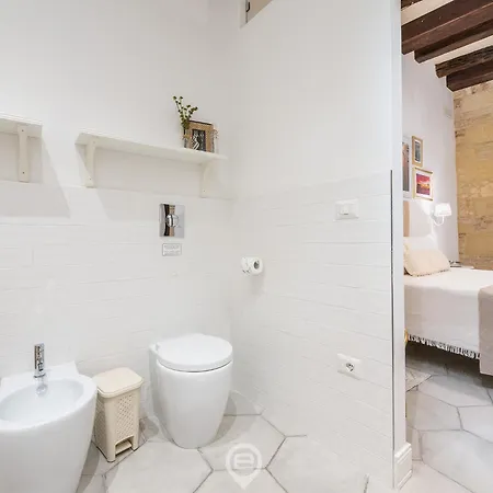 Apartment Luxury Castle Retreat *